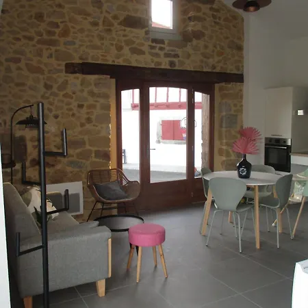 بيت للعطل Maisonnette Independante Pour 4 Personnes - Pmr