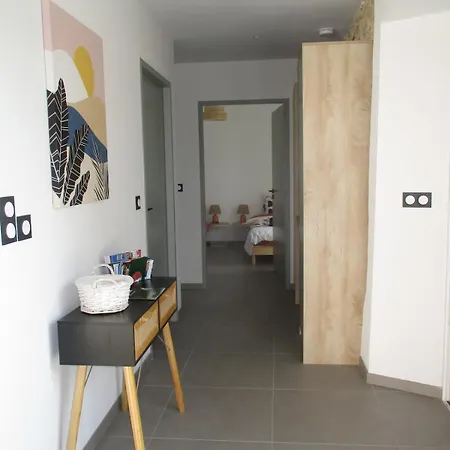 Maisonnette Independante Pour 4 Personnes - Pmr